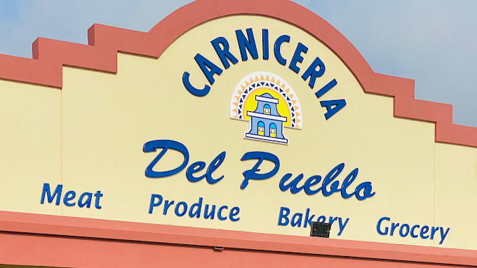 Carnicería Del Pueblo storefront sign